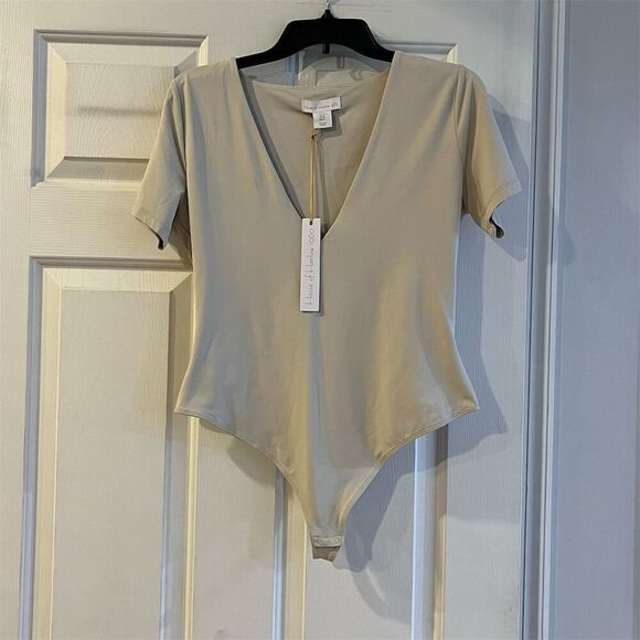 House of Harlow Women's Beige V-Neck Blouse XL Casual All-Day Contour Design - Picture 1 of 9